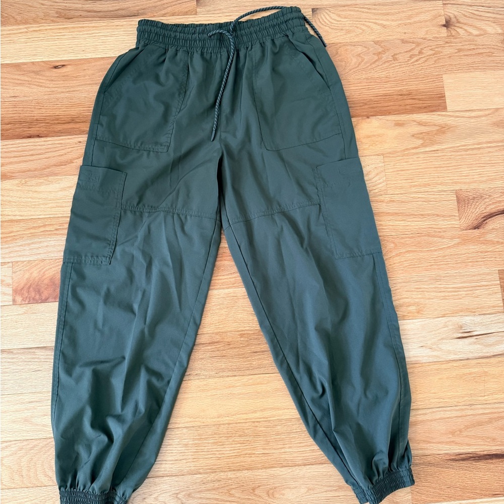 Women’s athletic jogger Pants